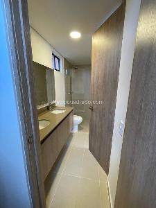 Apartamento de 3 alcobas en venta en Barro Blanco, Rionegro, 90 m² · foto 2 de 20