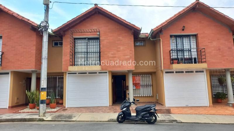 Casa – San Antonio de Pereira, Rionegro - Vista 2