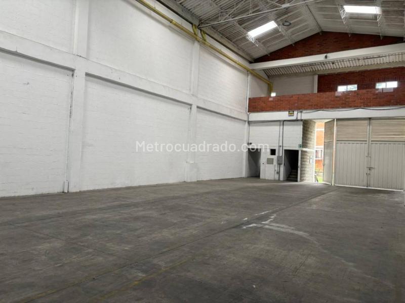 Bodega en Arriendo, Aeropuerto, Rionegro - Więcej
