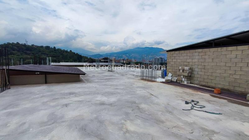 Bodega en Arriendo, Perpetuo Socorro, Medellín - Más
