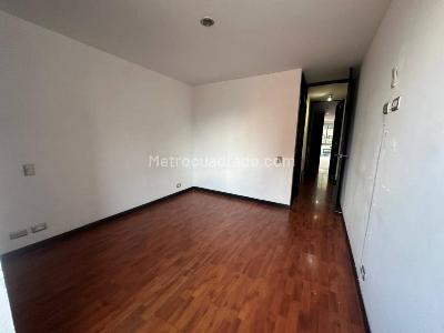 Apartamento de 2 alcobas en arriendo en Laureles, Medellín, 120 m² · foto 12 de 18