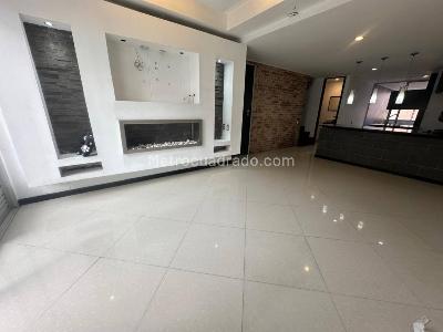 Apartamento de 2 alcobas en arriendo en Laureles, Medellín, 120 m² · foto 3 de 18
