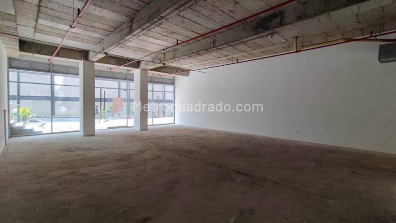 Local Comercial en Arriendo, Niquia, Bello – další