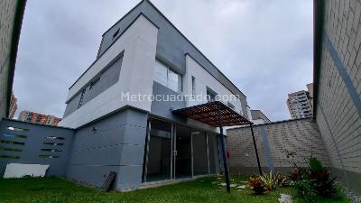 Casa de 3 alcobas en venta en Barro Blanco, Rionegro, 200 m² · foto 3 de 19