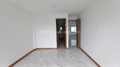 Casa de 4 alcobas en venta en Barro Blanco, Rionegro, 275 m² · foto 17 de 20