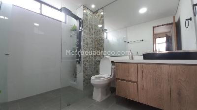 Casa de 4 alcobas en venta en Barro Blanco, Rionegro, 275 m² · foto 19 de 20