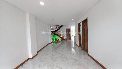 Casa de 4 alcobas en venta en Barro Blanco, Rionegro, 275 m² · foto 4 de 20