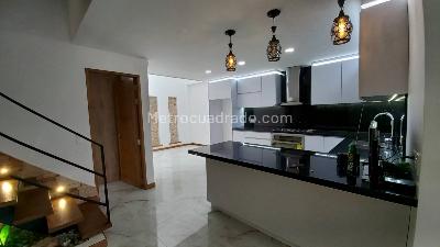 Casa de 4 alcobas en venta en Barro Blanco, Rionegro, 275 m² · foto 9 de 20
