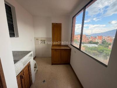 Apartamento en venta en Laureles, Medellín · foto 11 de 20