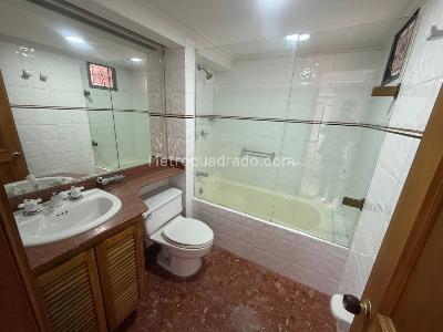 Apartamento en venta en Laureles, Medellín · foto 18 de 20