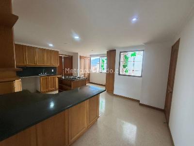 Apartamento en venta en Laureles, Medellín · foto 4 de 20