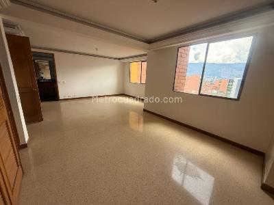 Apartamento en venta en Laureles, Medellín · foto 9 de 20