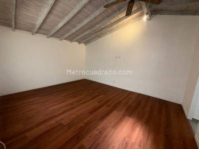 Casa en arriendo en Manila, Medellín · foto 3 de 18