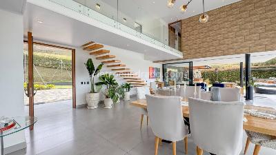 Casa de 5 alcobas en venta en Aeropuerto, Rionegro · foto 10 de 20