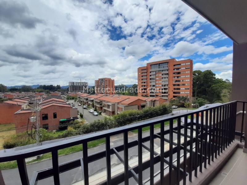 3BR Apartment in San Antonio (83 m²)