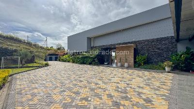 Casa de 5 alcobas en arriendo en Aeropuerto, Rionegro · foto 7 de 20