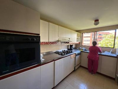 Apartamento de 3 alcobas en venta en El Poblado, Medellín, 198 m² · foto 15 de 19