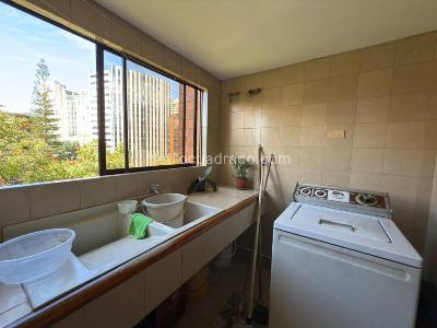 Apartamento de 3 alcobas en venta en El Poblado, Medellín, 198 m² · foto 17 de 19
