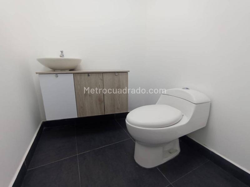 Local Comercial en Arriendo, Poblado, Medellín - Mehr