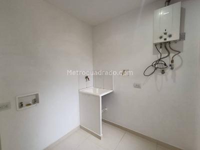 Apartamento de 2 alcobas en venta en Barro Blanco, Rionegro, 66 m² · foto 6 de 20