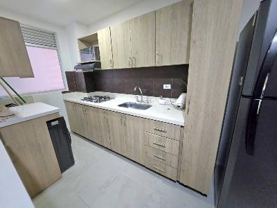 Apartamento de 1 alcoba en venta en Sabaneta, Sabaneta, 52 m² · foto 3 de 10