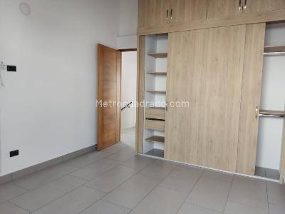 Casa de 4 alcobas en venta en Llanogrande, Rionegro, 190 m² · foto 13 de 20