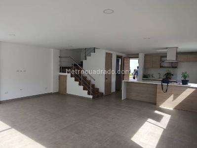 Casa de 3 alcobas en venta en El Porvenir, Rionegro, 220 m² · foto 6 de 20