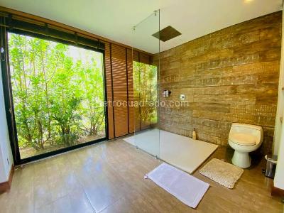 Casa de 5 alcobas en venta en El Poblado, Medellín · foto 16 de 20