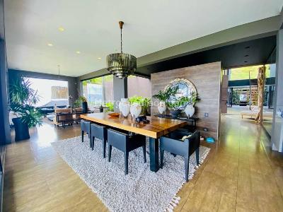 Casa de 5 alcobas en venta en El Poblado, Medellín · foto 6 de 20