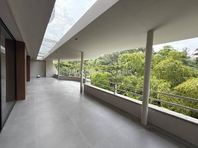 Apartamento de 3 alcobas en venta en El Poblado, Medellín, 475 m² · foto 10 de 17