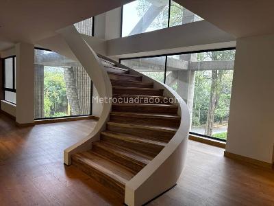 Apartamento de 3 alcobas en venta en El Poblado, Medellín, 475 m² · foto 17 de 17