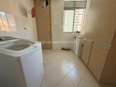 Apartamento de 3 alcobas en venta en Loma De Los Gonzalez, Medellín, 272 m² · foto 9 de 20