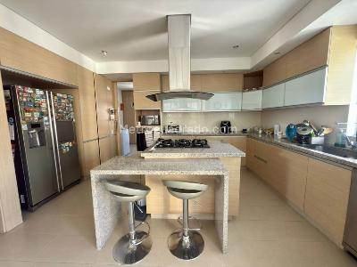 Apartamento de 3 alcobas en venta en Loma De Los Gonzalez, Medellín, 272 m² · foto 10 de 20