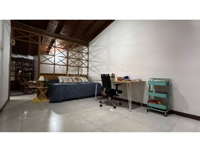 Casa de 4 alcobas en venta en Conquistadores, Medellín, 250 m² · foto 10 de 16