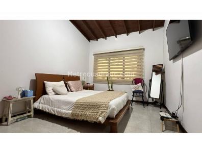 Casa de 4 alcobas en venta en Conquistadores, Medellín, 250 m² · foto 12 de 16