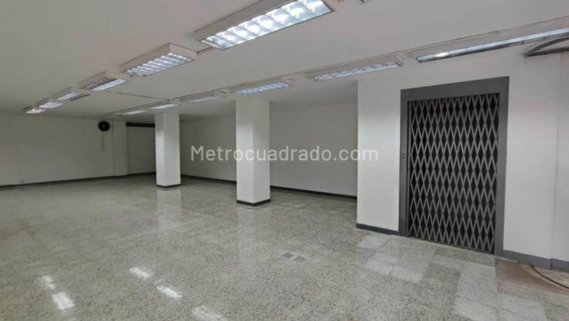 Local Comercial en Arriendo, Centro, Medellín – další