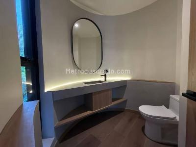 Apartamento de 2 alcobas en venta en El Tesoro, Medellín, 215 m² · foto 5 de 14
