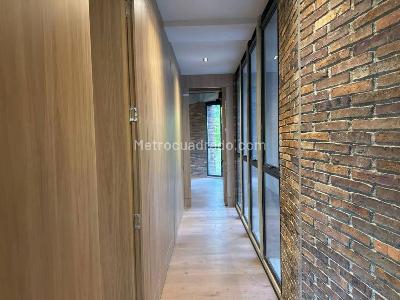 Apartamento de 2 alcobas en venta en El Tesoro, Medellín, 215 m² · foto 9 de 14