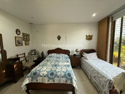 Casa de 4 alcobas en venta en San Judas, Sabaneta, 1392 m² · foto 15 de 20