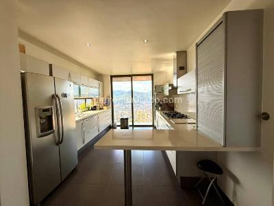 Casa de 4 alcobas en venta en San Judas, Sabaneta, 1392 m² · foto 6 de 20