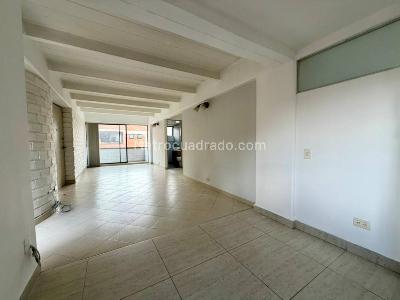 Apartamento en venta en La Mota, Medellín · foto 2 de 15