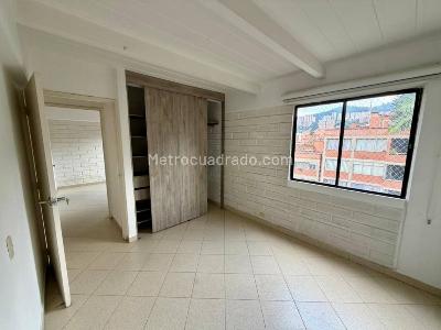 Apartamento en venta en La Mota, Medellín · foto 8 de 15