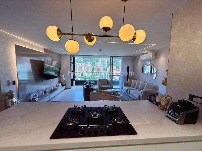 Apartamento de 2 alcobas en venta en El Poblado, Medellín, 121 m² · foto 5 de 18
