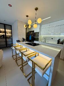 Apartamento de 2 alcobas en venta en El Poblado, Medellín, 121 m² · foto 11 de 18