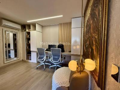 Apartamento de 2 alcobas en venta en El Poblado, Medellín, 121 m² · foto 12 de 18