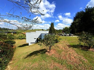 Casa de 5 alcobas en venta en San Antonio, Rionegro · foto 16 de 20