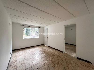 Casa de 3 alcobas en venta en La Mina, Envigado, 112 m² · foto 5 de 8