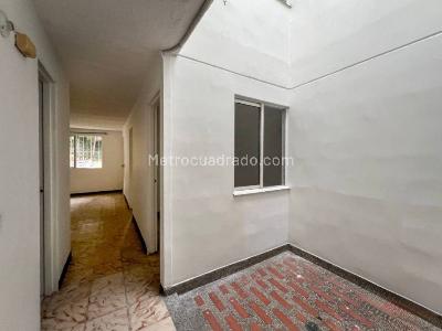 Casa de 3 alcobas en venta en La Mina, Envigado, 112 m² · foto 6 de 8