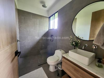 Casa de 3 alcobas en venta en Vereda El Tablazo, Rionegro, 500 m² · foto 2 de 20