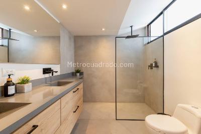 Apartamento de 3 alcobas en venta en El Poblado Loma Del Indio, Medellín, 200 m² · foto 6 de 20